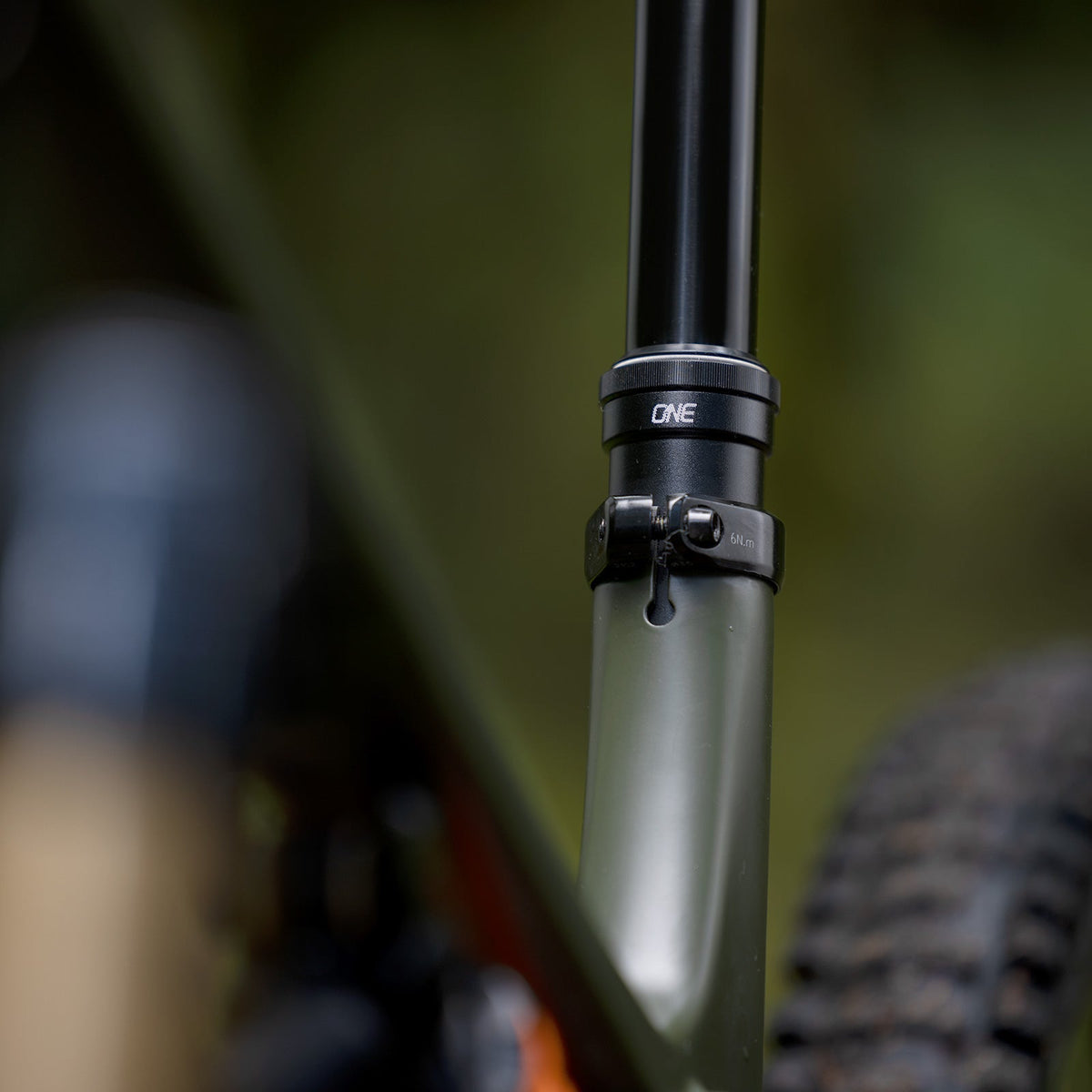 OneUp Components V2 Dropper Post with 90-240mm of Travel - 30.9/31.6/34.9